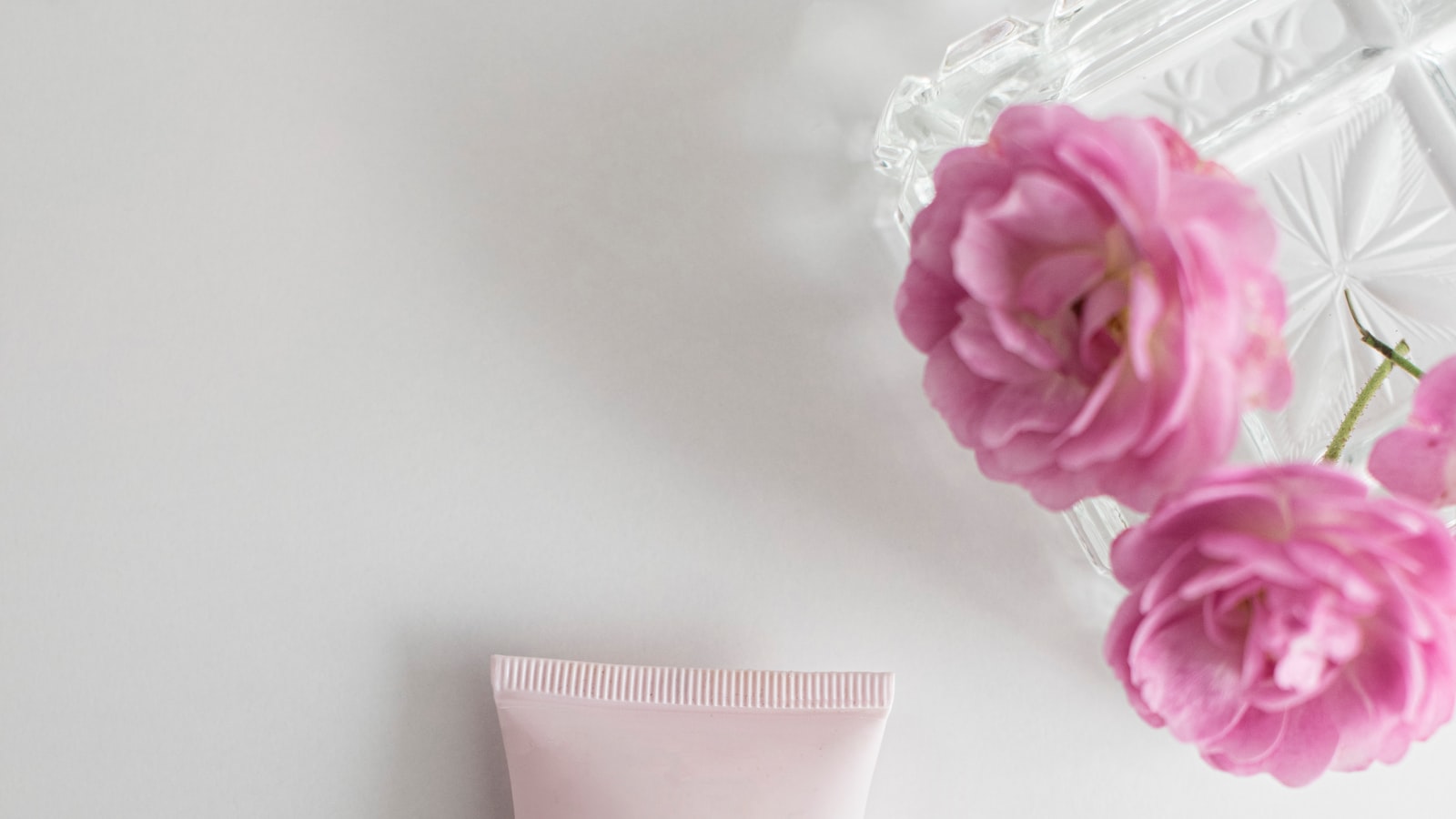 Prime And Perfect: Achieve A Flawless Canvas With Expert Makeup Skincare Tips